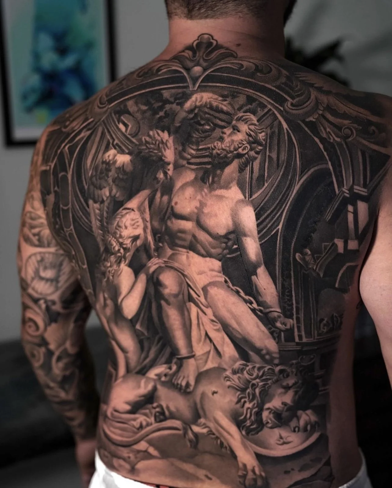 Black and grey portfolio tattoo by Fábio Guerreiro.